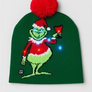 Unisex Light-Up Grinch Christmas Beanie Hat – LED Knit Pom Hat